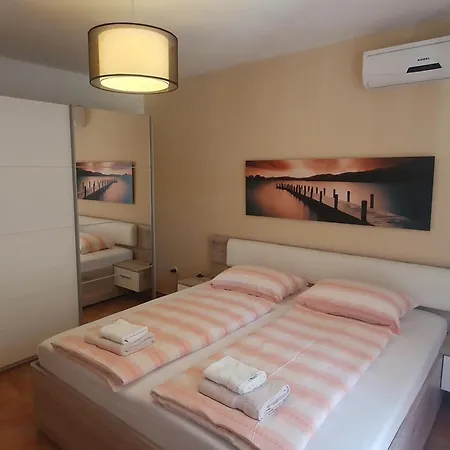 Apartments For Families With Children Lopar, Rab - 22227 Room photo