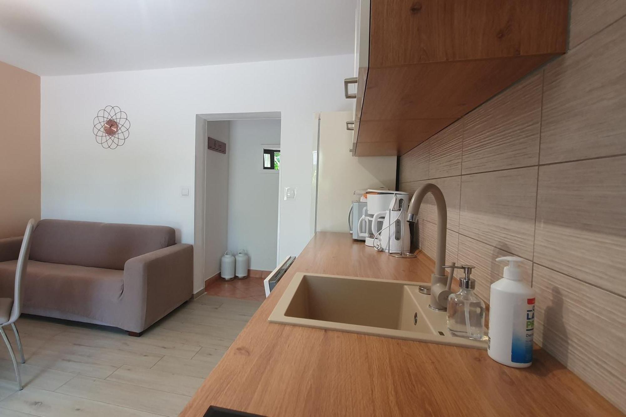 Apartment For Families With Children Lopar, Rab - 22227