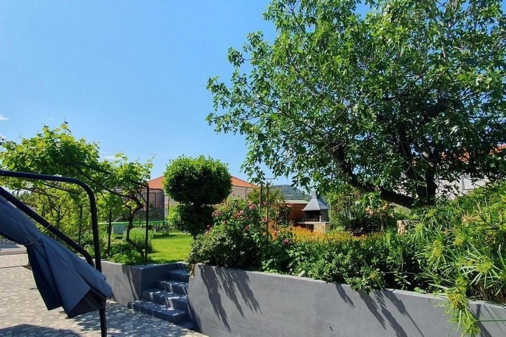 Apartment For Families With Children Lopar, Rab - 22227 *
